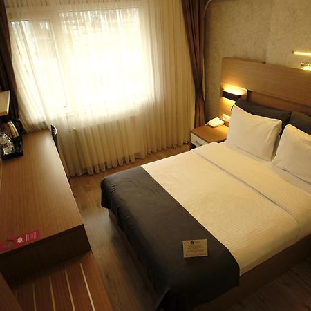 Rhisos Otel รีเซ ภายนอก รูปภาพ