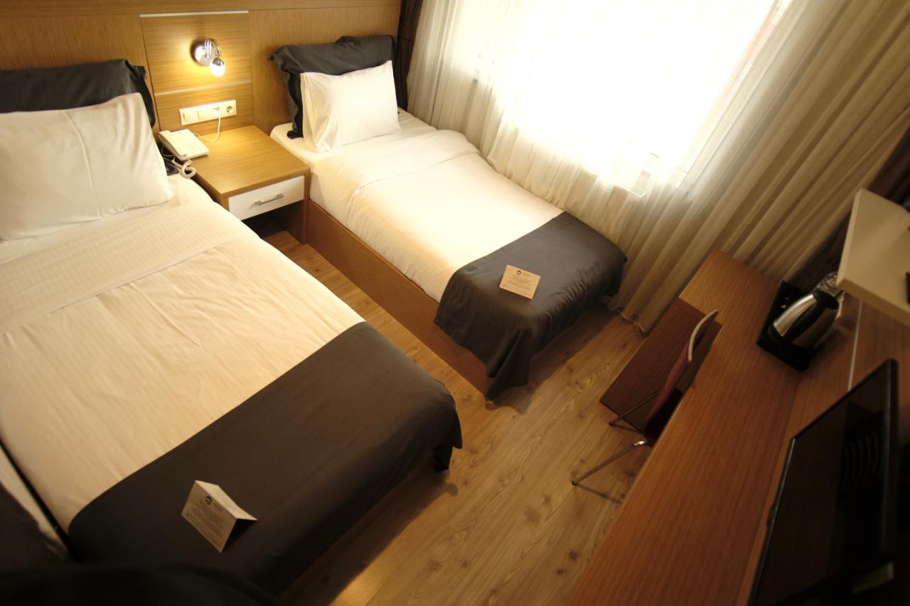 Rhisos Otel รีเซ ภายนอก รูปภาพ